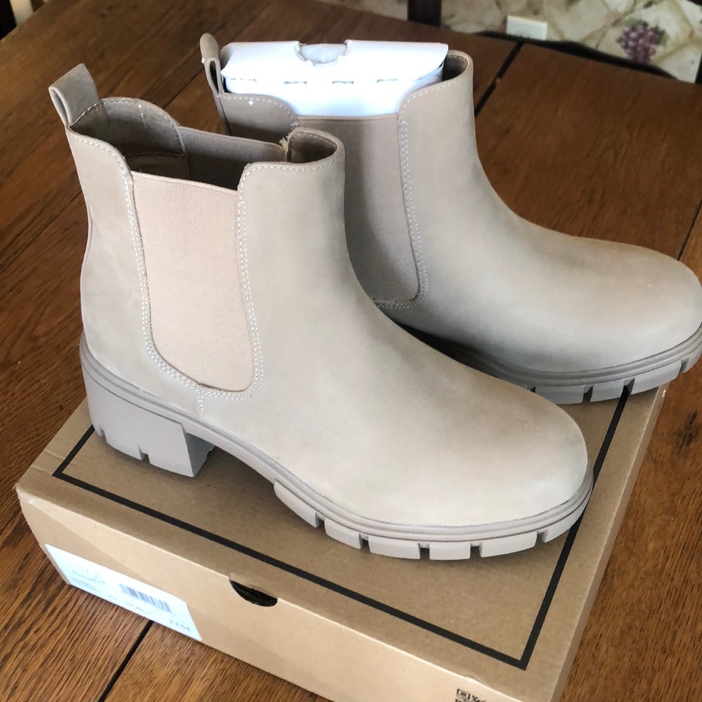 MIA Women’s Ivy Tan Lug Boot- Size 11- New In Box  ‼️REDUCED TO SELL‼️